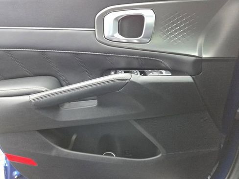 Used 2021 Kia Sorento SX image 34