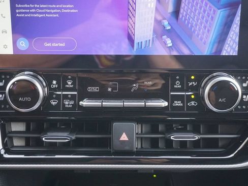 New 2026 Toyota Highlander Platinum AWD/4WD image 17