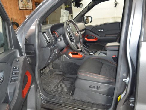Used 2024 Nissan Frontier PRO-4X w/ Pro Convenience Package image 23