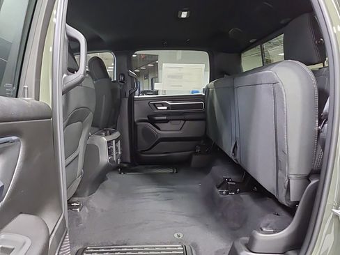 New 2026 RAM 1500 Big Horn AWD/4WD image 37
