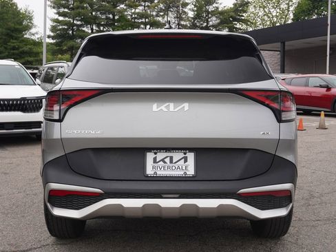 Used 2023 Kia Sportage LX AWD/4WD image 11