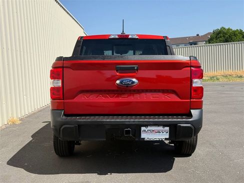 Used 2024 Ford Maverick Lariat image 5