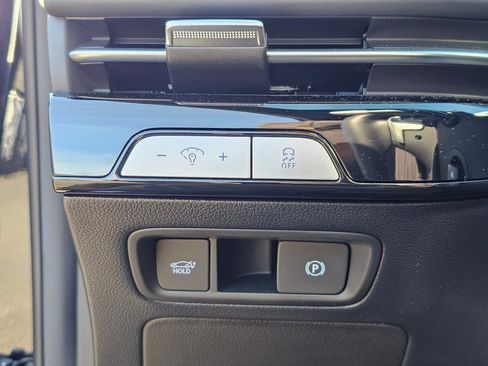 Certified 2025 Genesis G80 3.5T Sport image 34