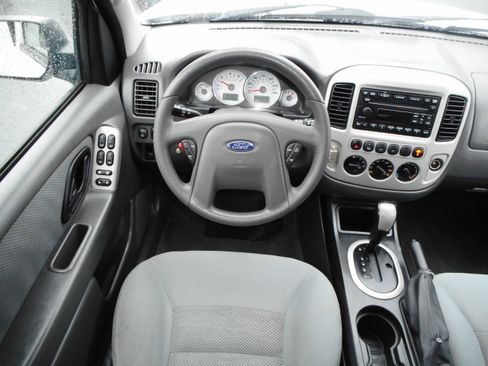 Used 2007 Ford Escape 4WD Hybrid image 19