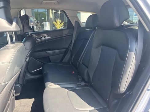 Used 2023 Kia Sportage EX FWD image 15