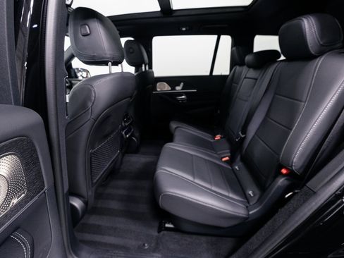 Used 2026 Mercedes-Benz GLS 450 GLS 450 image 29