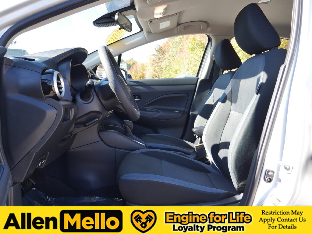 Used 2024 Nissan Versa SV FWD image 12