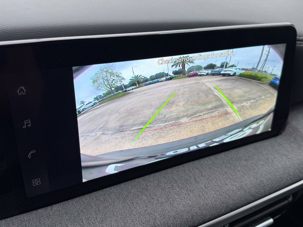 Used 2026 Nissan Kicks SV FWD image 17