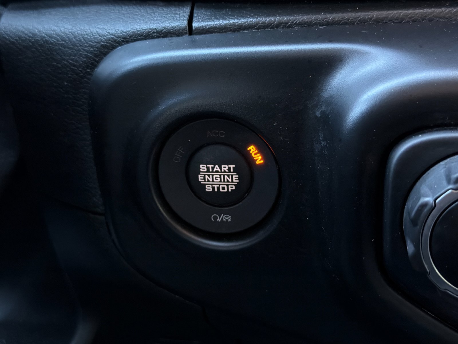 Used 2021 Jeep Gladiator Sport AWD/4WD image 20