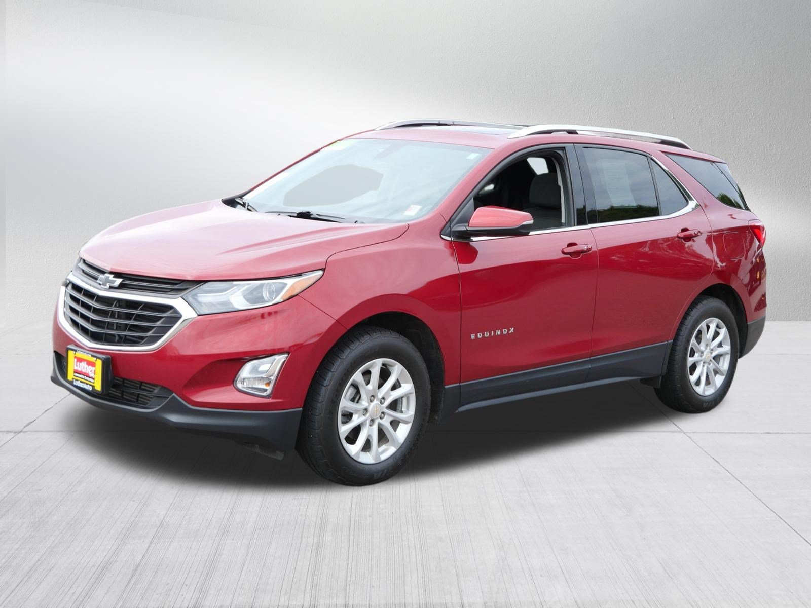 Used 2018 Chevrolet Equinox LT w/ Sun & Infotainment Package AWD/4WD image 3