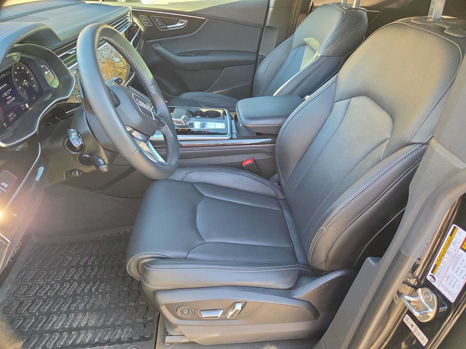 Used 2025 Audi Q8 Prestige AWD/4WD image 16