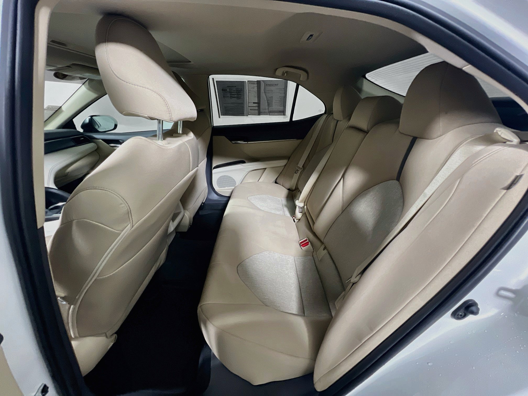 Used 2024 Toyota Camry LE w/ Convenience Package FWD image 29