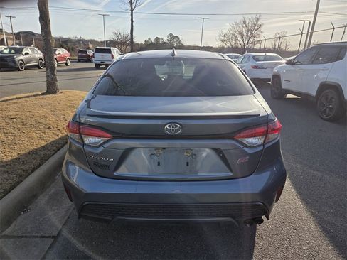 Used 2020 Toyota Corolla SE w/ SE Premium Package image 6