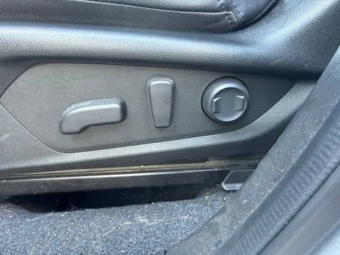 Used 2025 Subaru Forester Limited w/ Popular Package #1 AWD/4WD image 13