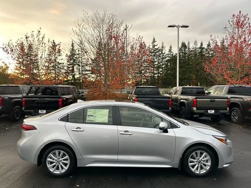 New 2026 Toyota Corolla XLE image 2