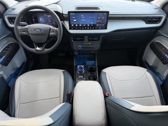 Used 2025 Ford Maverick XLT w/ XLT Luxury Package AWD/4WD image 9