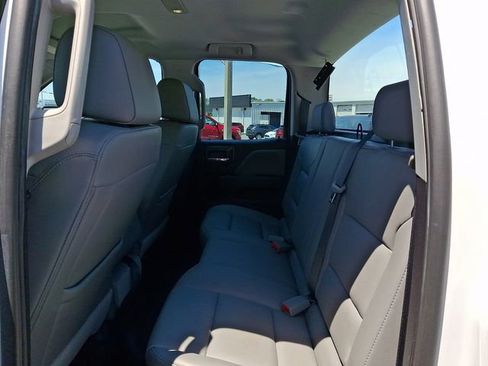 Used 2018 Chevrolet Silverado 1500 W/T w/ Trailering Package AWD/4WD image 10