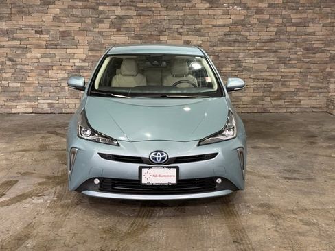 Used 2022 Toyota Prius XLE image 32