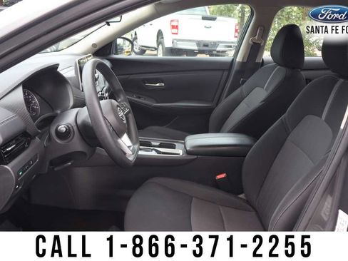 Used 2024 Nissan Sentra SV FWD image 18