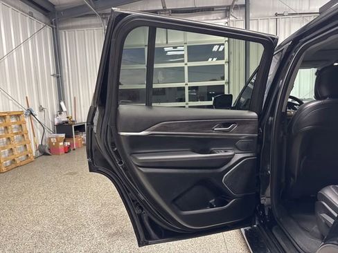 Used 2021 Jeep Grand Cherokee L Limited AWD/4WD image 19