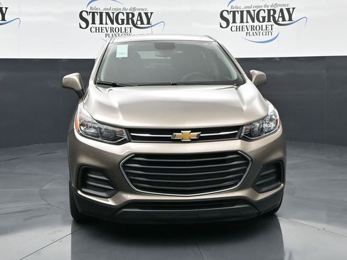 Used 2021 Chevrolet Trax LS w/ Tint and Cruise Package image 2