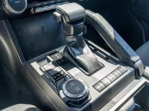 Used 2024 Toyota Tacoma SR5 AWD/4WD image 24