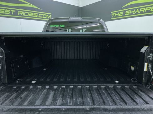 Used 2018 Toyota Tacoma 4x4 Double Cab image 29