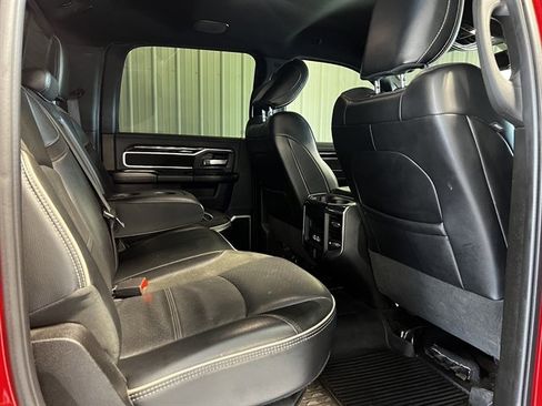 Used 2021 RAM 3500 Laramie w/ Night Edition image 24