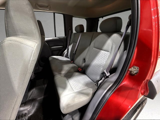 Used 2007 Jeep Liberty Sport AWD/4WD image 25