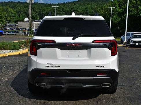 Used 2023 GMC Acadia AT4 w/ Preferred Package AWD/4WD image 7