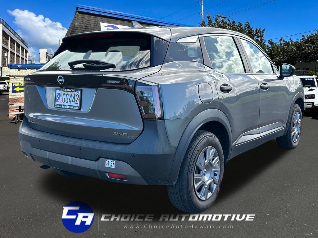 Used 2025 Nissan Kicks S AWD/4WD image 8