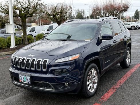 Used 2015 Jeep Cherokee Limited w/ Luxury Group image 4