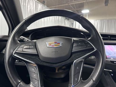 Used 2022 Cadillac XT5 Premium Luxury w/ LPO, Radiant Package image 20