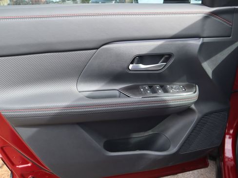 New 2026 Nissan Kicks SR w/ Cold Weather Package image 18