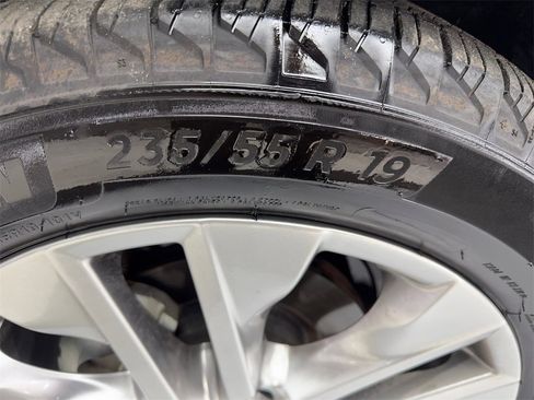 Used 2024 Toyota RAV4 XLE Premium image 89