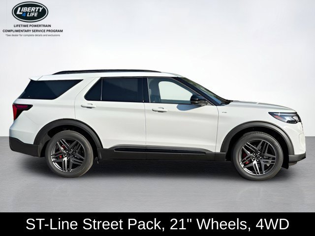 Used 2027 Ford Explorer ST-Line w/ Premium Package AWD/4WD image 2