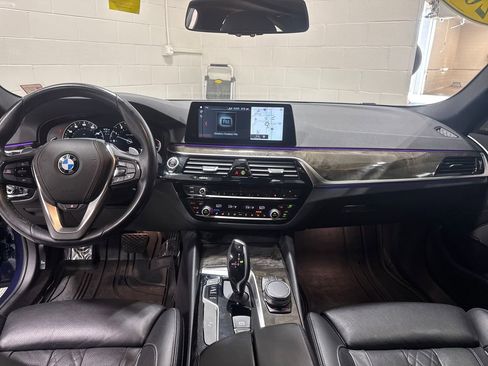 Used 2018 BMW 540i xDrive AWD/4WD image 30