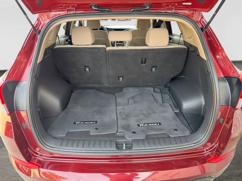 Used 2017 Hyundai Tucson SE w/ SE Popular Package 02 FWD image 17