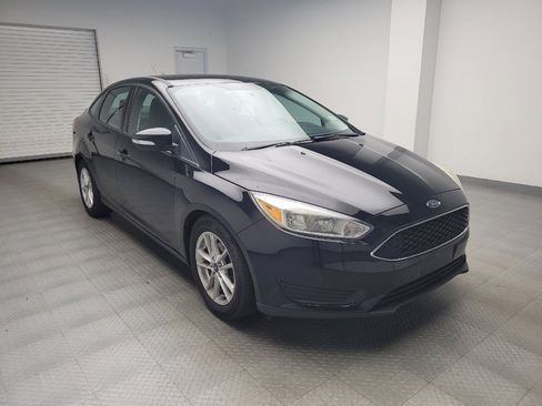 Used 2016 Ford Focus SE FWD image 13