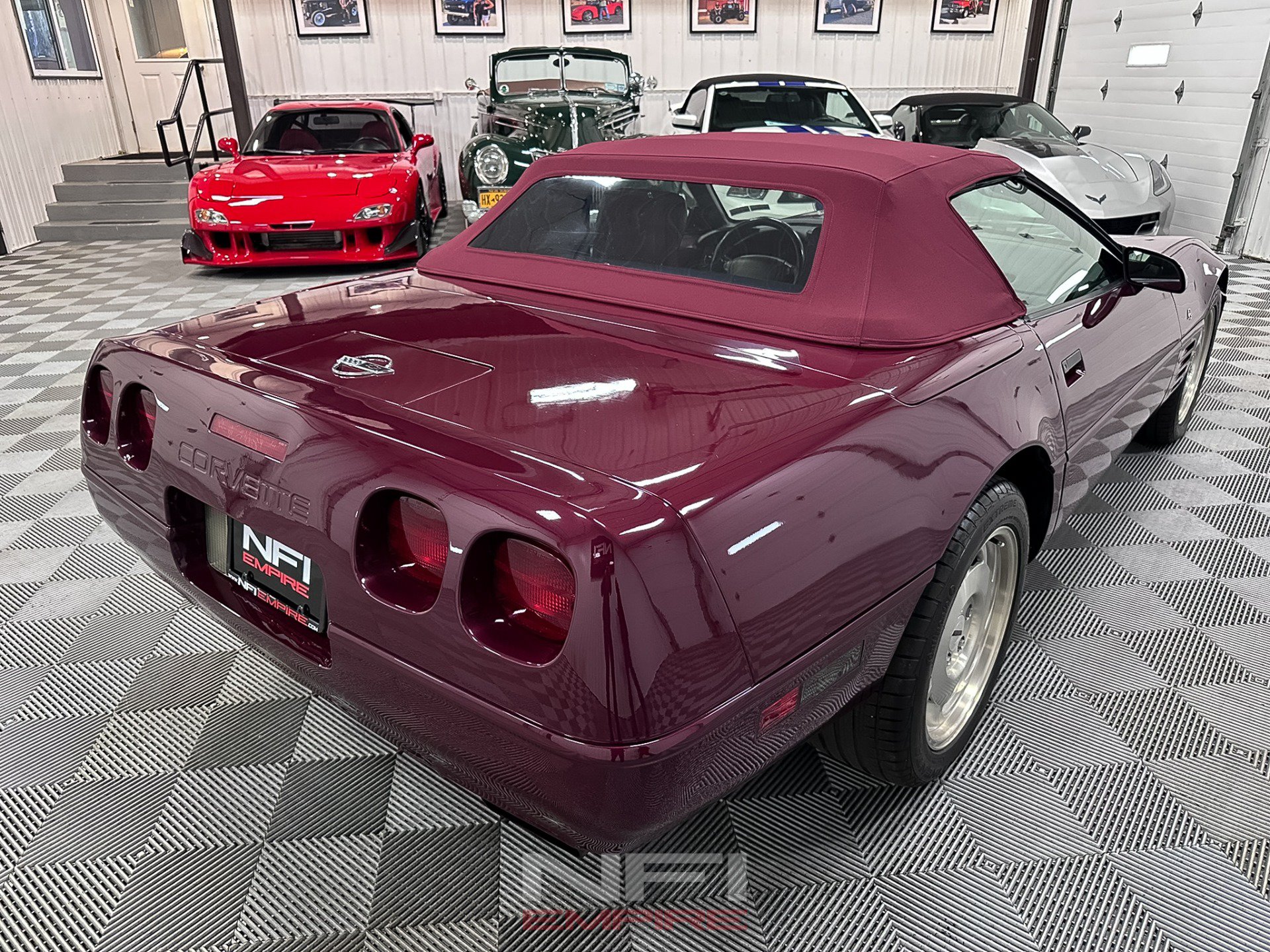 Used 1993 Chevrolet Corvette Coupe RWD image 15