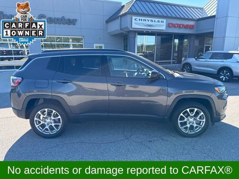 Used 2022 Jeep Compass Latitude AWD/4WD image 4