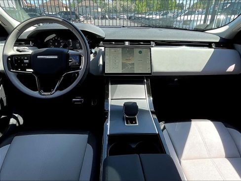 New 2025 Land Rover Range Rover Velar Dynamic SE image 7