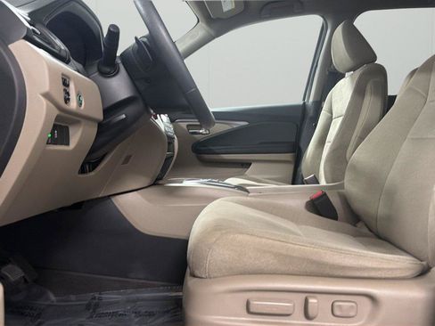 Used 2021 Honda Pilot EX image 10