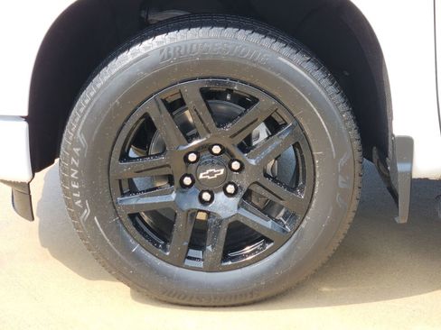 Used 2024 Chevrolet Silverado 1500 Custom w/ LPO, Dark Essentials Package RWD image 13