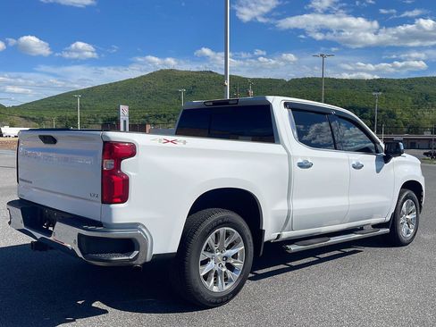 Used 2019 Chevrolet Silverado 1500 LTZ w/ LTZ Premium Package AWD/4WD image 7