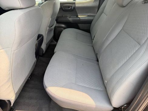 Used 2021 Toyota Tacoma SR AWD/4WD image 13