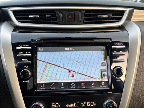 Used 2018 Nissan Murano SV w/ Premium Package AWD/4WD image 18