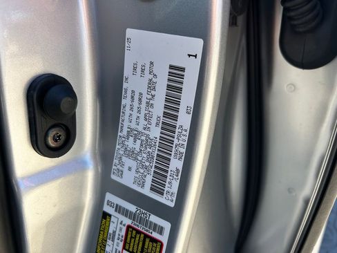 New 2026 Toyota Tundra Limited AWD/4WD image 10