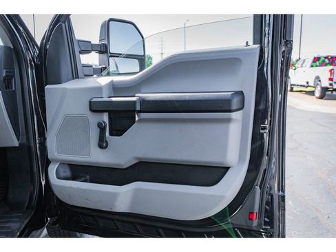 Used 2021 Ford F250 XL image 20