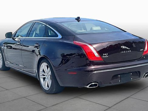 Used 2013 Jaguar XJ RWD image 11